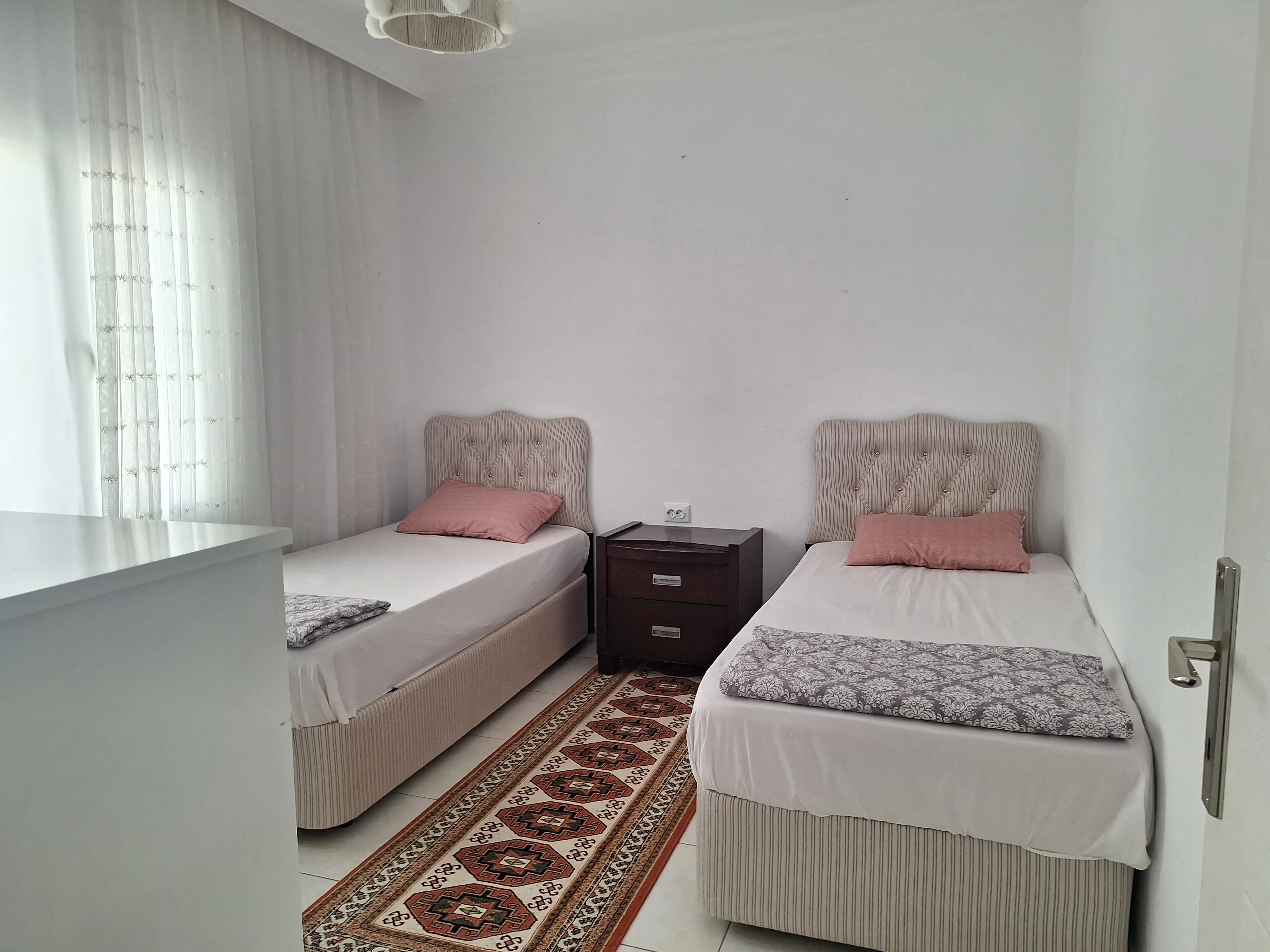 Tasucu Kummahallesi'nde Kiralik esyali 1+1 daire